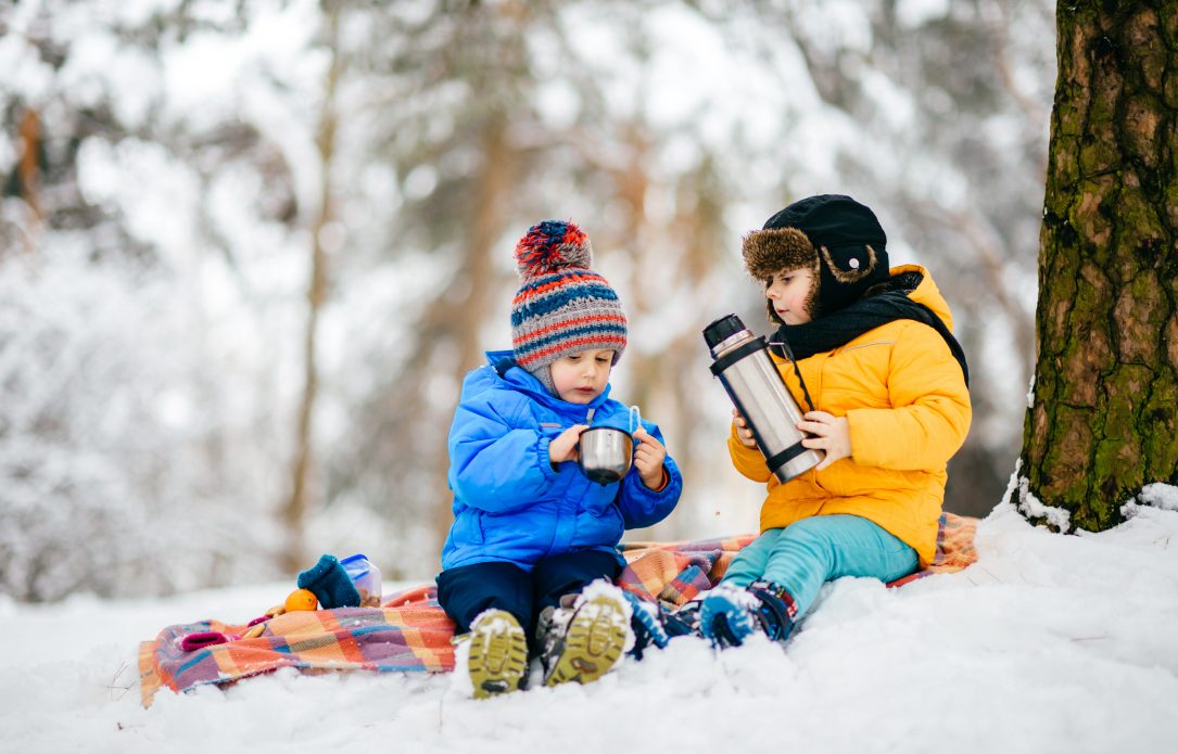 Enfants, alimentation à la neige