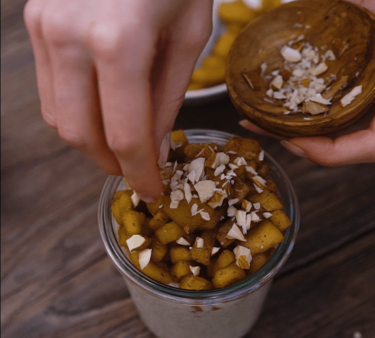 Porridge sans cuisson saveur pomme cannelle by HealthyClemsy